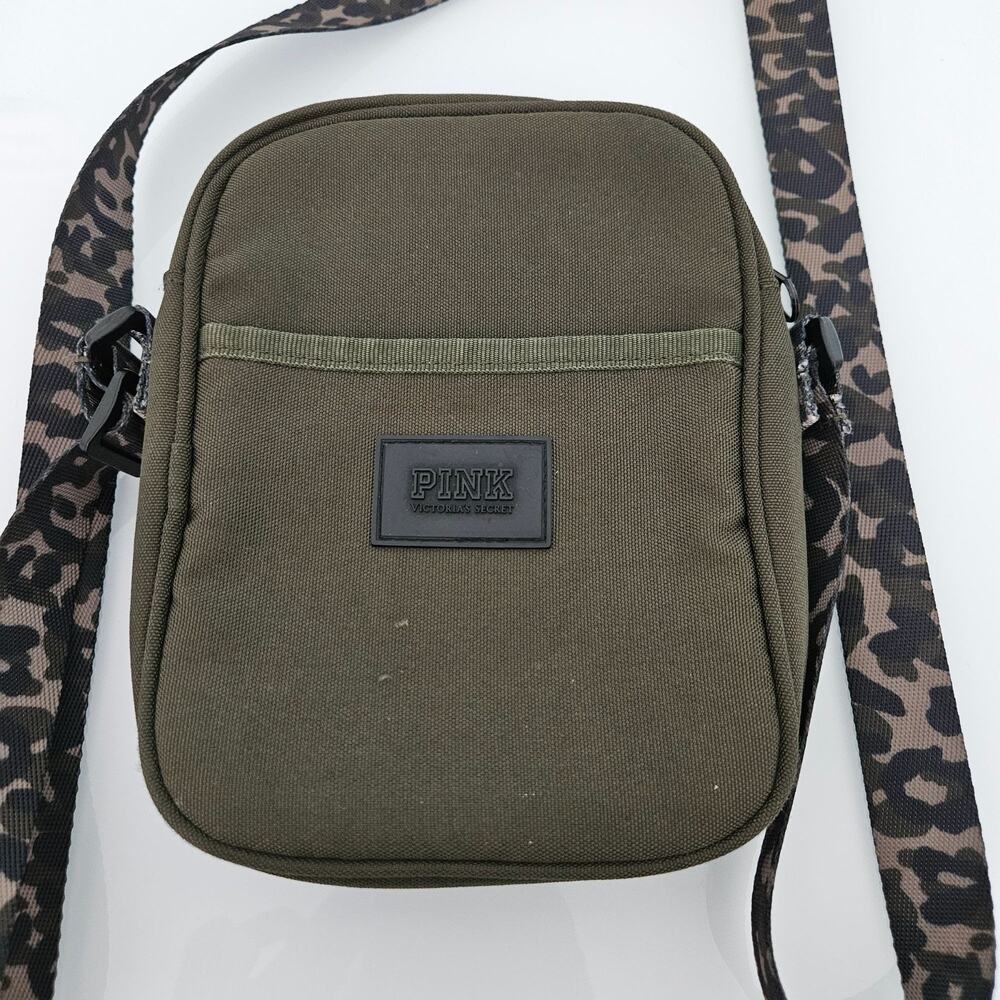 Victoria's Secret Pink Crossbody‎ Sports Bag Olive Green Animal Print Camo Strap